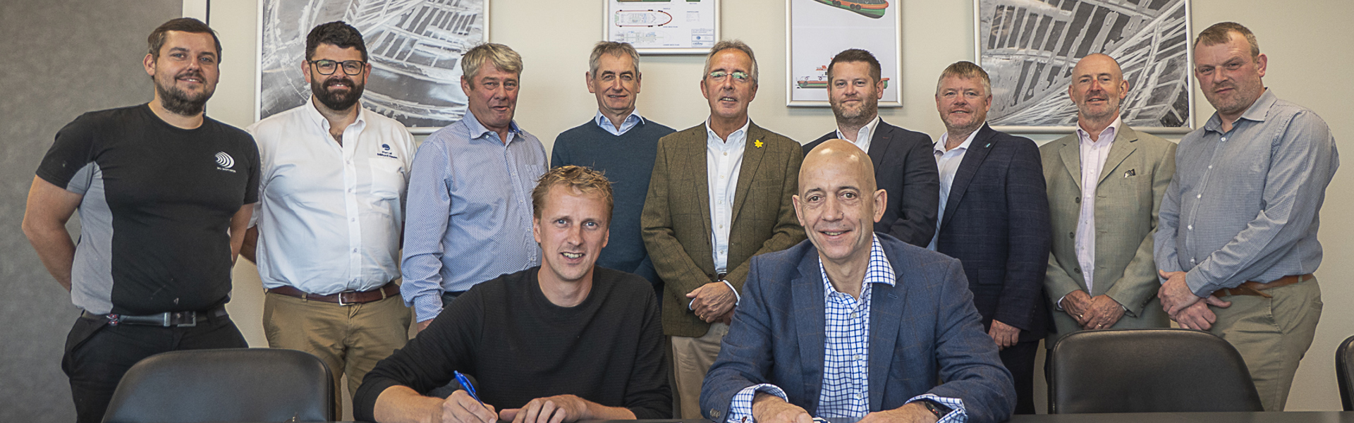 L To R Steven Bonder (NGS), Jamie Furlong (MHPA), Albert Keizer, Dirk Keizer (NGS), Ian Shipperly, Chris Martin, Tom Sawyer, Gareth Phillips (MHPA), Steven Lee (BMT), Mike Ryan, Luke Mason